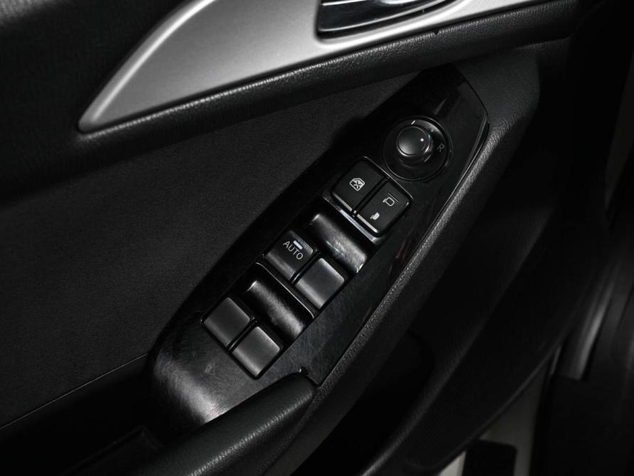 Mazda 3 III (BM) Рестайлинг Ростов-на-Дону  - изображение 18
