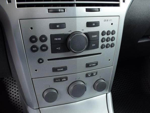 Opel Astra H Рестайлинг с пробегом 2010 года, цена 552 999 рублей, 159499 км, седан, Автокод Объявления