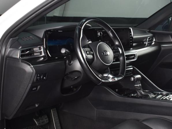Kia K5 III с пробегом 2021 года, цена 2 699 999 рублей, 84963 км, седан, Автокод Объявления