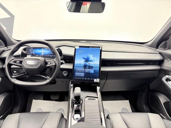 Geely Cityray с пробегом 2025 года, цена 2 715 000 рублей, 9235 км, внедорожник, Автокод Объявления