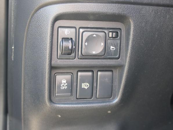 Nissan Juke I с пробегом 2013 года, цена 879 000 рублей, 130661 км, внедорожник, Автокод Объявления