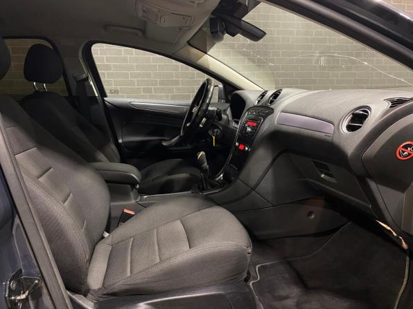 Ford Mondeo IV Рестайлинг с пробегом 2011 года, цена 750 000 рублей, 260694 км, седан, Автокод Объявления