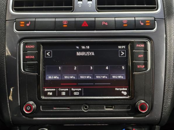 Volkswagen Polo V Рестайлинг с пробегом 2018 года, цена 1 015 000 рублей, 95219 км, седан, Автокод Объявления