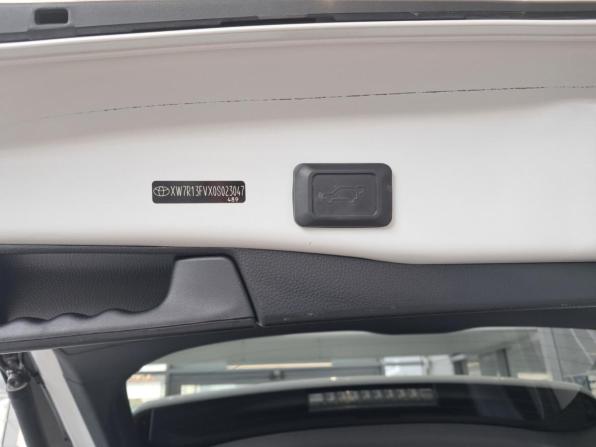 Toyota RAV4 V (XA50) с пробегом 2021 года, цена 3 720 000 рублей, 66426 км, внедорожник, Автокод Объявления