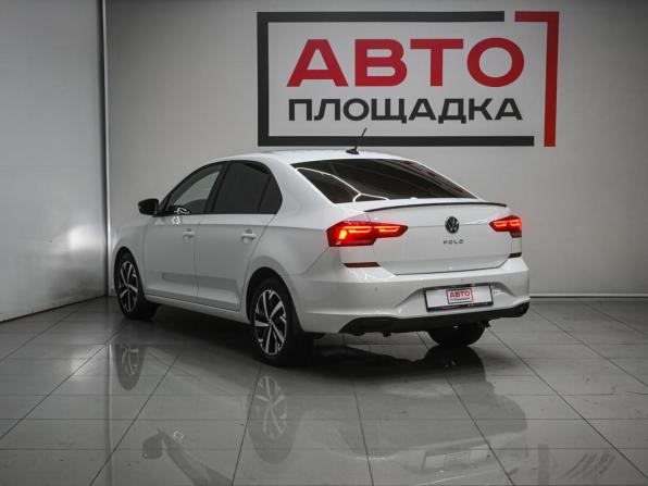 Volkswagen Polo VI с пробегом 2021 года, цена 1 599 000 рублей, 120642 км, лифтбек, Автокод Объявления