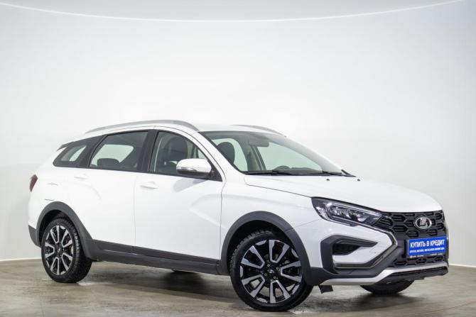 Lada (ВАЗ) Vesta I Рестайлинг (NG) с пробегом 2025 года, цена 1 899 000 рублей, 15000 км, седан, Автокод Объявления