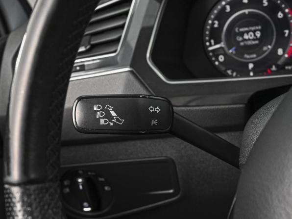 Volkswagen Tiguan II с пробегом 2017 года, цена 1 948 000 рублей, 195139 км, внедорожник, Автокод Объявления