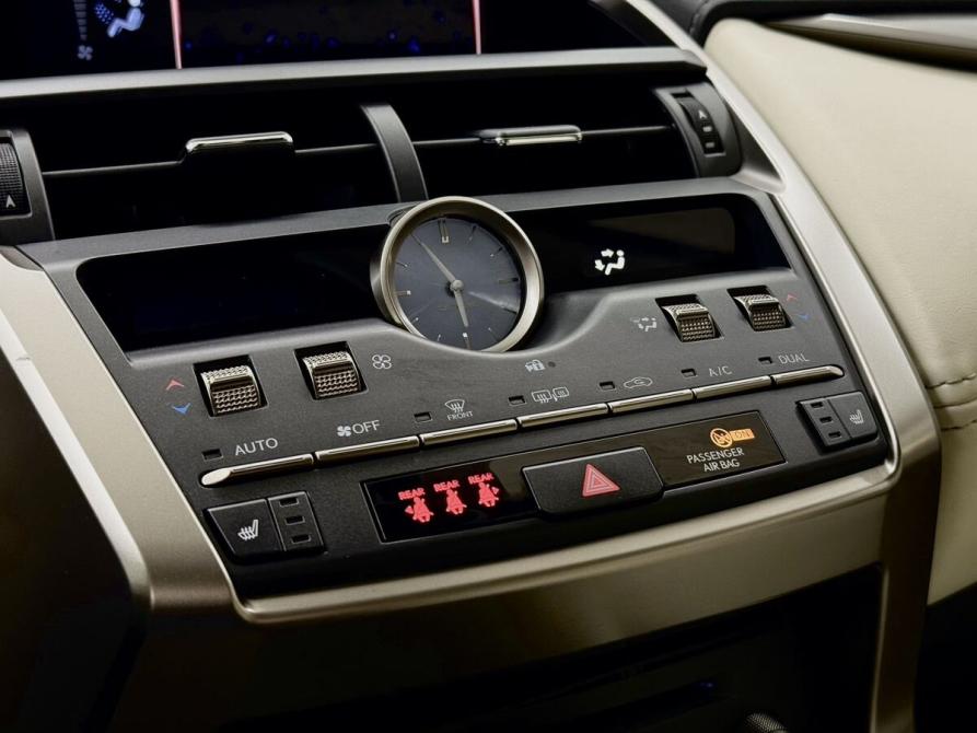 Lexus NX I Рестайлинг Вологда  - изображение 16