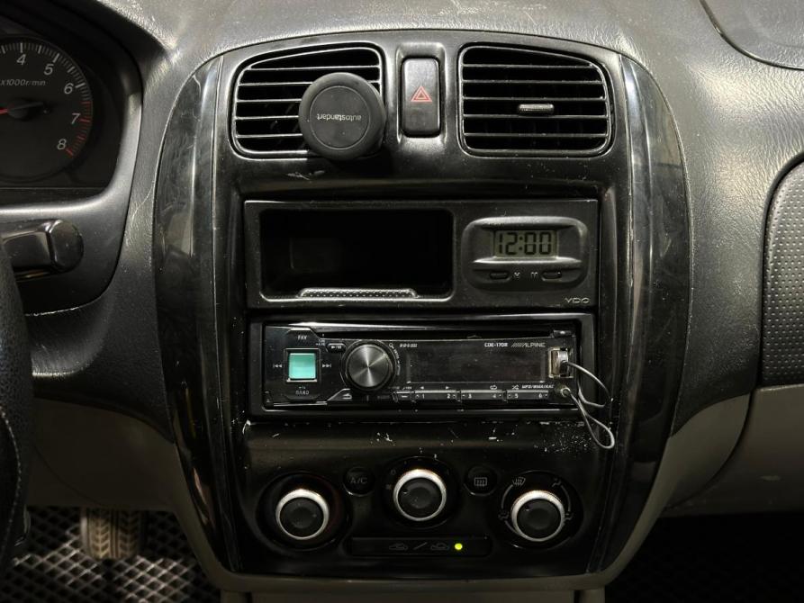 Mazda 323 VI (BJ) Рестайлинг Челябинск  - изображение 3