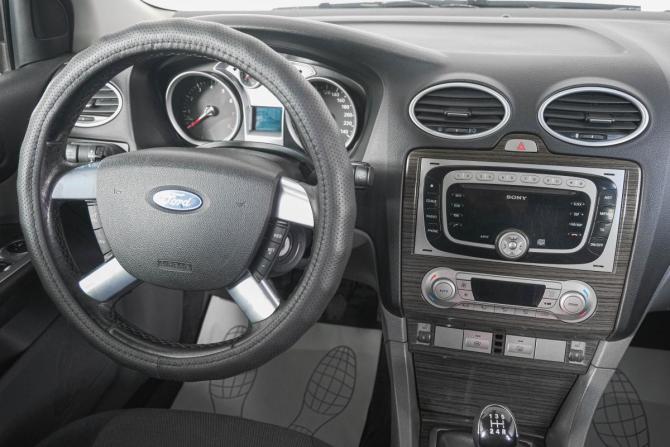 Ford Focus II Рестайлинг с пробегом 2008 года, цена 589 000 рублей, 205000 км, седан, Автокод Объявления