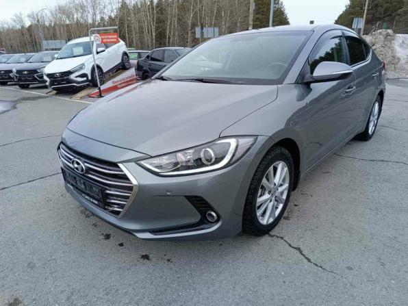 Hyundai Elantra VI (AD) с пробегом 2018 года, цена 1 399 995 рублей, 119937 км, седан, Автокод Объявления
