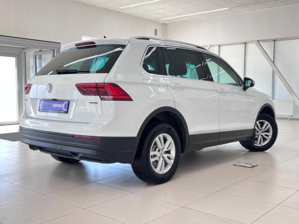 Volkswagen Tiguan II с пробегом 2019 года, цена 2 720 000 рублей, 129306 км, внедорожник, Автокод Объявления