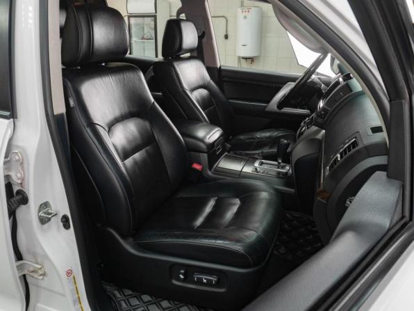 Toyota Land Cruiser 200 Series Рестайлинг 1 с пробегом 2013 года, цена 3 719 000 рублей, 336496 км, внедорожник, Автокод Объявления