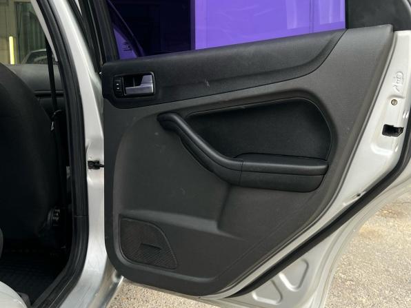 Ford Focus II с пробегом 2007 года, цена 415 000 рублей, 226604 км, седан, Автокод Объявления