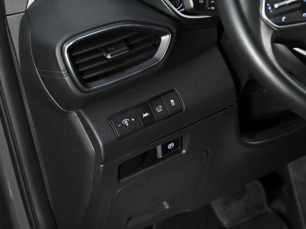 Hyundai Santa Fe IV Рестайлинг с пробегом 2023 года, цена 3 499 000 рублей, 11600 км, внедорожник, Автокод Объявления