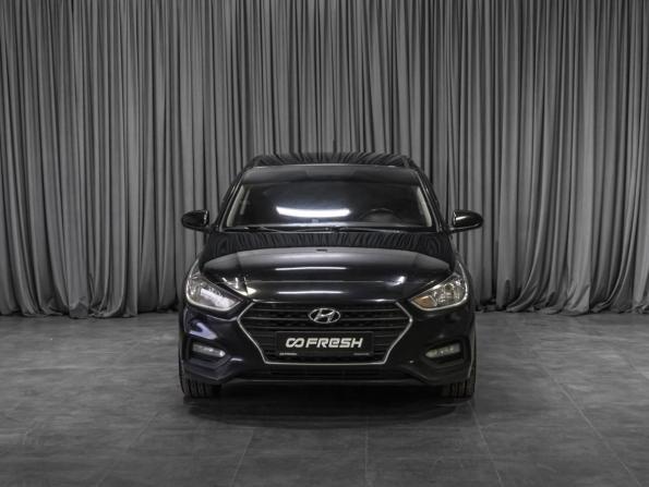 Hyundai Solaris II с пробегом 2018 года, цена 1 299 000 рублей, 159127 км, седан, Автокод Объявления