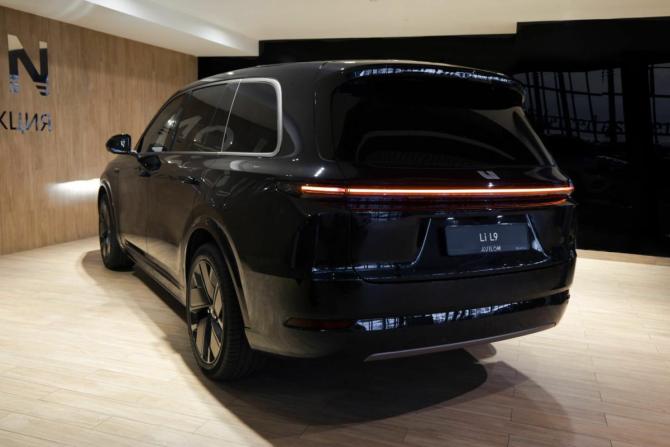 Новый Li Auto (Lixiang) L9 I Рестайлинг 2025 года, цена 11 990 000 рублей, внедорожник, Автокод Объявления