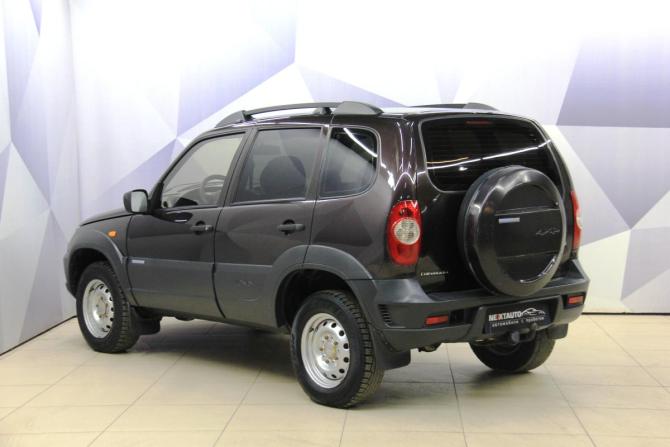 Chevrolet Niva I Рестайлинг с пробегом 2009 года, цена 419 900 рублей, 117381 км, внедорожник, Автокод Объявления