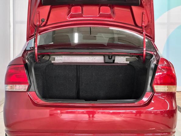 Volkswagen Polo V с пробегом 2012 года, цена 730 000 рублей, 204910 км, седан, Автокод Объявления