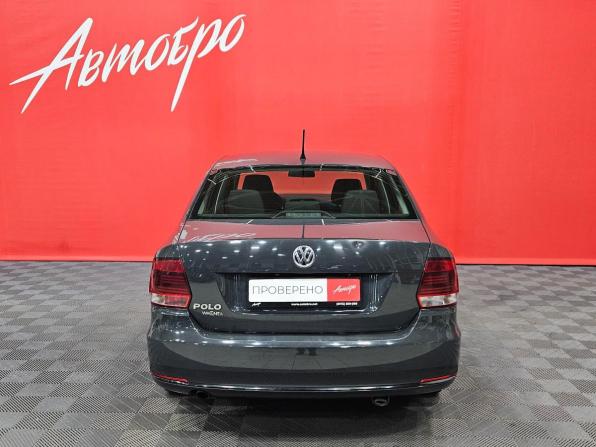 Volkswagen Polo V Рестайлинг с пробегом 2015 года, цена 995 000 рублей, 118168 км, седан, Автокод Объявления