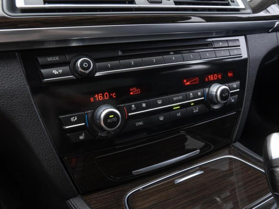 BMW 7 серии V (F01/F02/F04) Рестайлинг Волгоград  - изображение 29