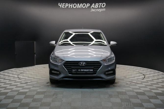Hyundai Solaris II с пробегом 2017 года, цена 1 270 000 рублей, 149500 км, седан, Автокод Объявления