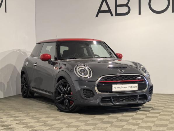 Mini Hatch III (F55/F56) Рестайлинг с пробегом 2020 года, цена 3 177 700 рублей, 68241 км, хэтчбек, Автокод Объявления