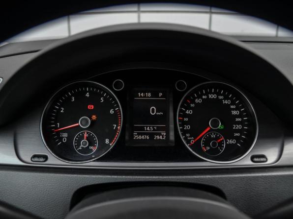 Volkswagen Passat B7 с пробегом 2012 года, цена 1 025 000 рублей, 250374 км, седан, Автокод Объявления