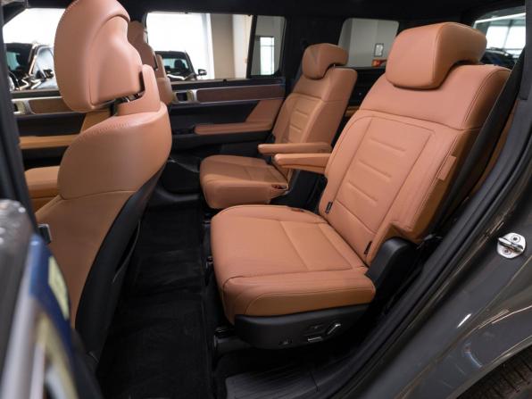 Hyundai Santa Fe V (MX5) с пробегом 2026 года, цена 5 500 000 рублей, 50 км, внедорожник, Автокод Объявления