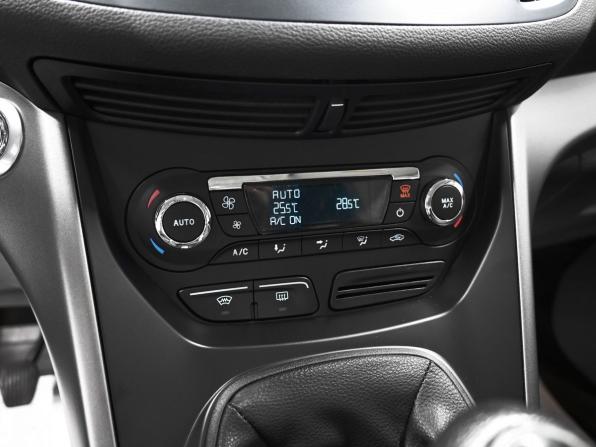 Ford Kuga II с пробегом 2013 года, цена 1 250 000 рублей, 117431 км, внедорожник, Автокод Объявления