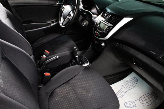 Hyundai Solaris I с пробегом 2011 года, цена 499 000 рублей, 211998 км, хэтчбек, Автокод Объявления