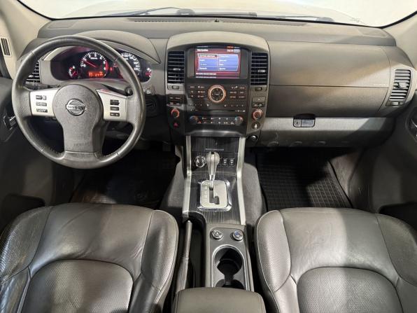 Nissan Pathfinder III Рестайлинг с пробегом 2010 года, цена 1 499 800 рублей, 227000 км, внедорожник, Автокод Объявления