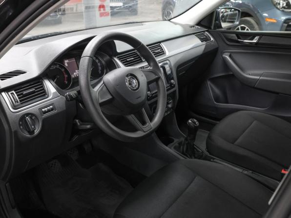 Skoda Rapid I Рестайлинг с пробегом 2019 года, цена 1 197 000 рублей, 167000 км, лифтбек, Автокод Объявления