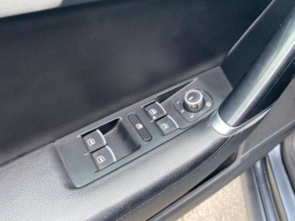 Volkswagen Passat B7 с пробегом 2012 года, цена 940 000 рублей, 296000 км, седан, Автокод Объявления