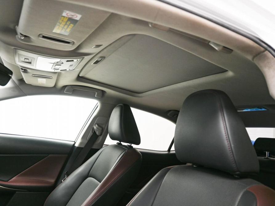 Lexus IS III Рестайлинг Ростов-на-Дону  - изображение 11