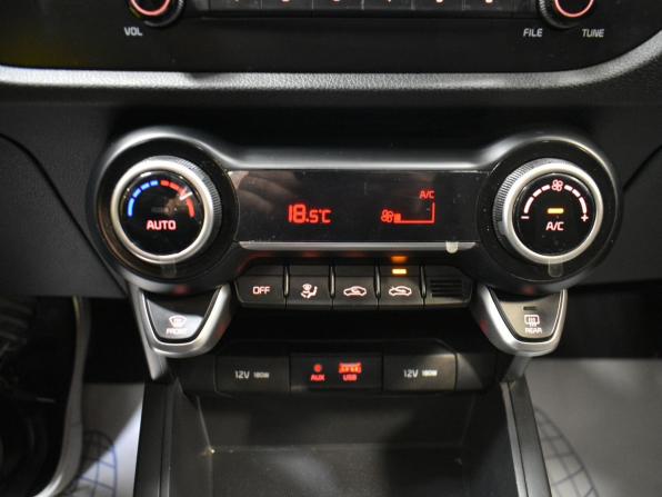 Kia Rio IV с пробегом 2019 года, цена 1 629 000 рублей, 52913 км, хэтчбек, Автокод Объявления