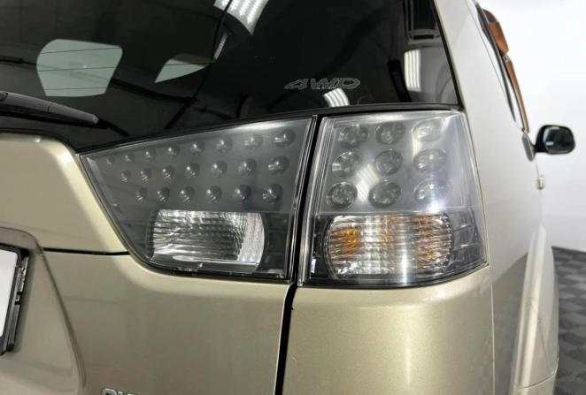 Mitsubishi Outlander II с пробегом 2007 года, цена 635 000 рублей, 318879 км, внедорожник, Автокод Объявления