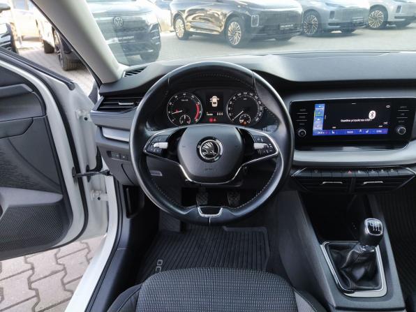 Skoda Octavia IV (A8) с пробегом 2020 года, цена 2 129 000 рублей, 104459 км, лифтбек, Автокод Объявления