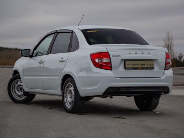 Lada (ВАЗ) Granta I Рестайлинг с пробегом 2022 года, цена 770 000 рублей, 36300 км, седан, Автокод Объявления