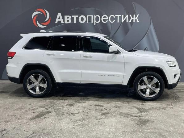 Jeep Grand Cherokee IV (WK2) Рестайлинг с пробегом 2016 года, цена 2 795 000 рублей, 130000 км, внедорожник, Автокод Объявления