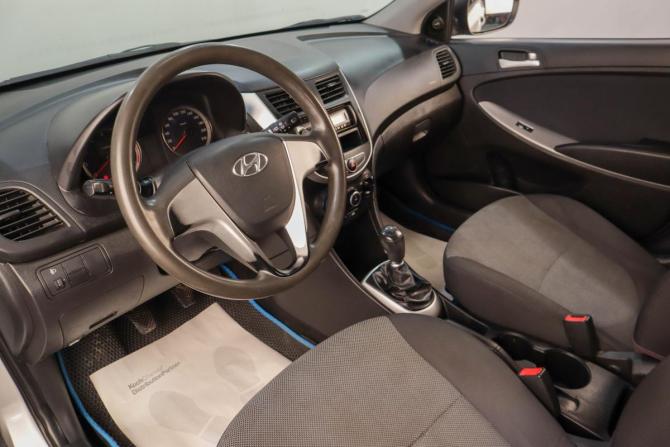 Hyundai Solaris I с пробегом 2013 года, цена 639 000 рублей, 295000 км, хэтчбек, Автокод Объявления