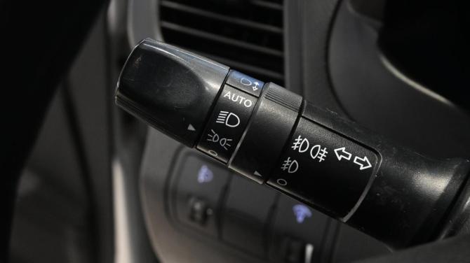 Hyundai Solaris I с пробегом 2013 года, цена 579 000 рублей, 253014 км, седан, Автокод Объявления