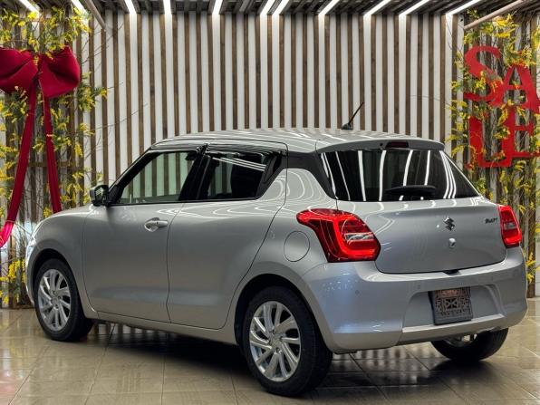 Suzuki Swift V с пробегом 2021 года, цена 1 480 000 рублей, 36700 км, хэтчбек, Автокод Объявления