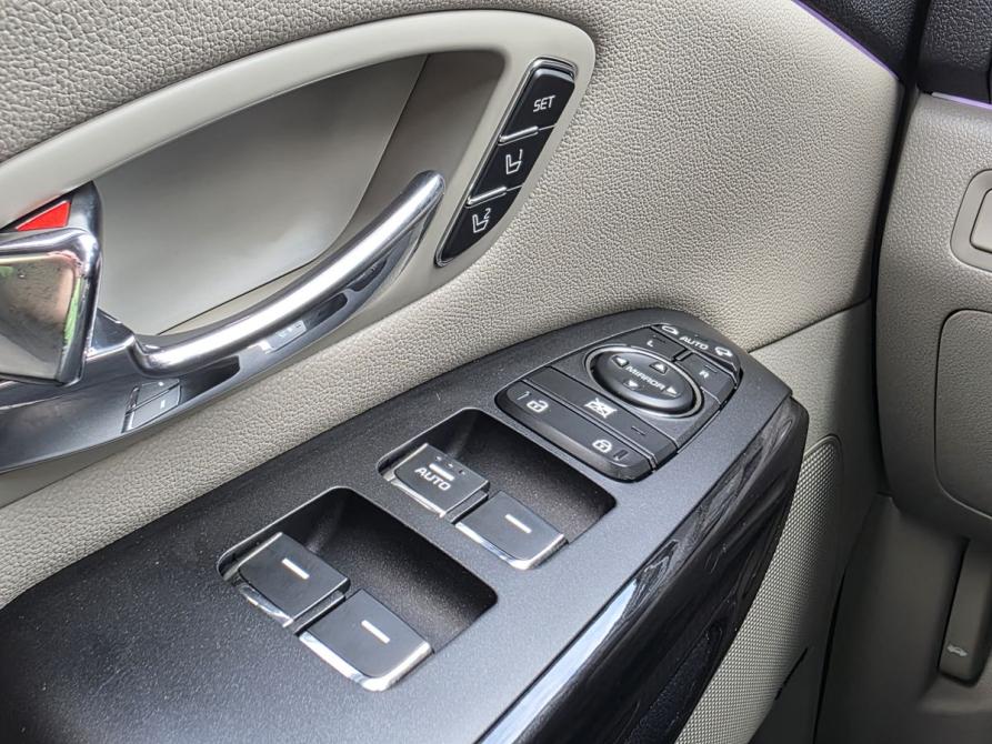 Kia Carnival III Москва  - изображение 16