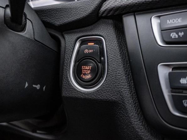 BMW 3 серии VI (F3x) с пробегом 2013 года, цена 2 035 000 рублей, 128182 км, седан, Автокод Объявления