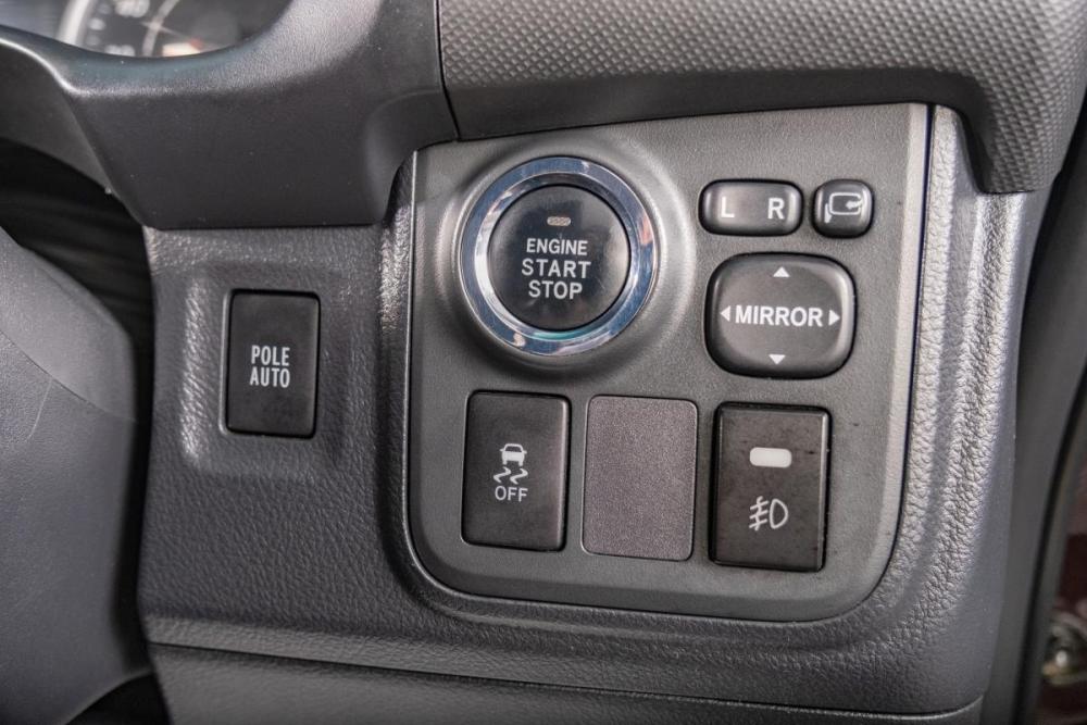 Toyota Wish II Томск  - изображение 13