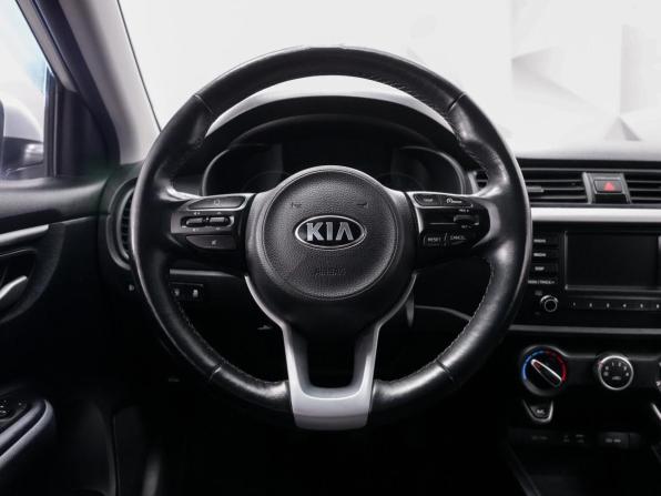 Kia Rio IV Рестайлинг с пробегом 2020 года, цена 1 439 000 рублей, 134135 км, седан, Автокод Объявления