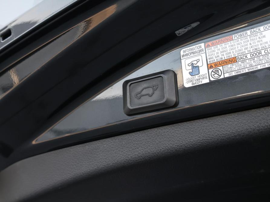 Toyota RAV4 IV (XA40) Рестайлинг Москва  - изображение 17