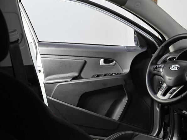 Kia Sportage III с пробегом 2012 года, цена 949 000 рублей, 136000 км, внедорожник, Автокод Объявления