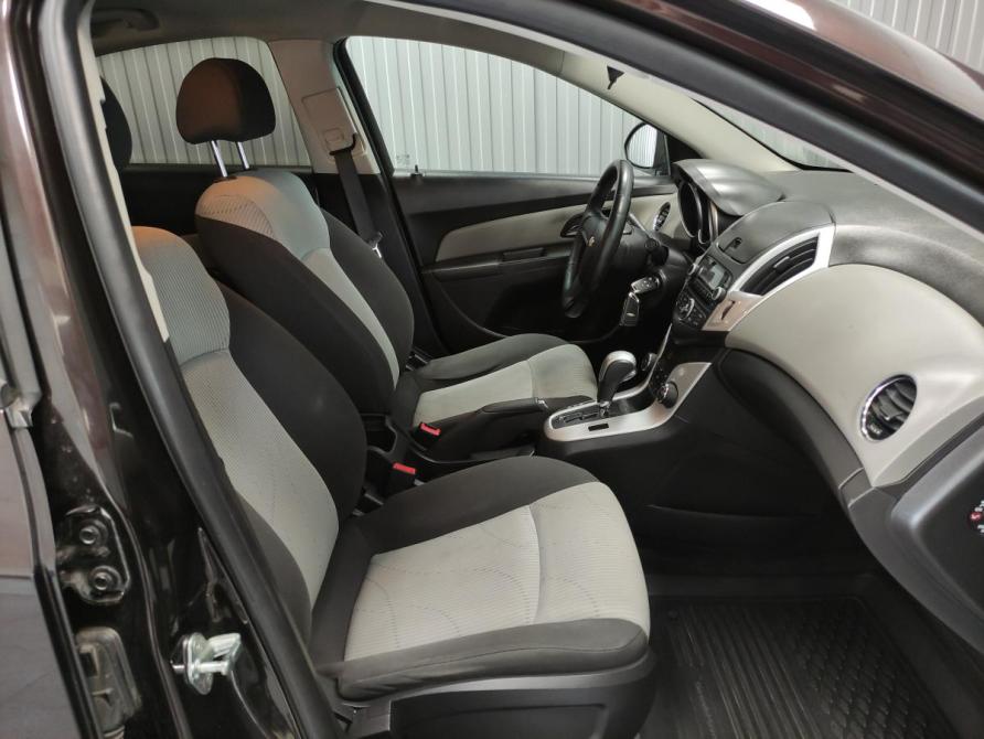 Chevrolet Cruze I Рестайлинг Пермь  - изображение 9